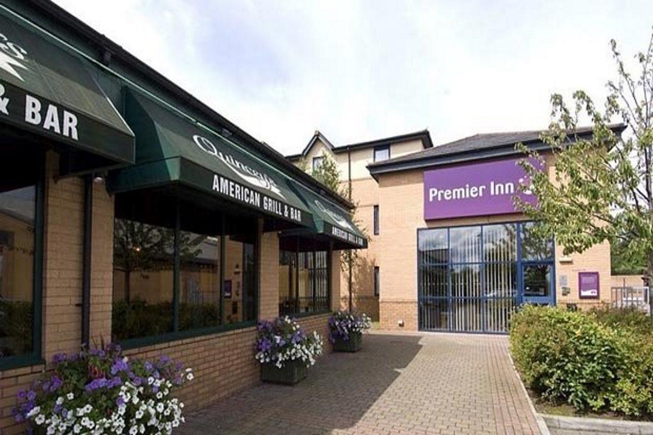Premier Inn Bristol Filton Exterior photo